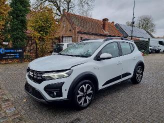 Unfallwagen Dacia Sandero Stepway 1.0 TCE 90 Navi Airco Camera 2024/7