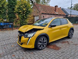 Voiture accidenté Peugeot 208 GT-Line PureTech 100 Pano Led 2020/2