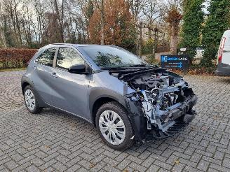Coche accidentado Toyota Aygo X 1.0 VTT-I Airco Facelift 2025/5