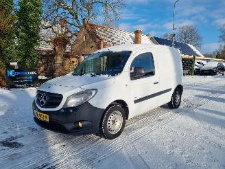 krockskadad bil auto Mercedes Citan 108 CDI Airco 2016/5