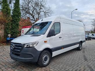 Unfallwagen Mercedes Sprinter Pro 317 CDI Aut Maxi Led Mbux Navi Stoelverw 2024/5