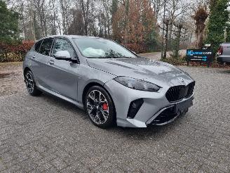 Unfallwagen BMW 1-serie 120i Aut. Mpak Shadowline 2025/5