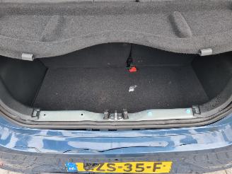 Hyundai I-10 1.0 Comfort Airco Navi picture 9