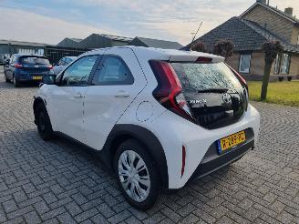 Toyota Aygo X 1.0 VVT-i AUTOMAAT picture 6