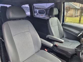 Mercedes Vito 120 CDI V6 Aut. Airco 9 Stoelen picture 12