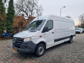 damaged commercial vehicles Mercedes Sprinter 315 CDI MAXI Airco 2023/6