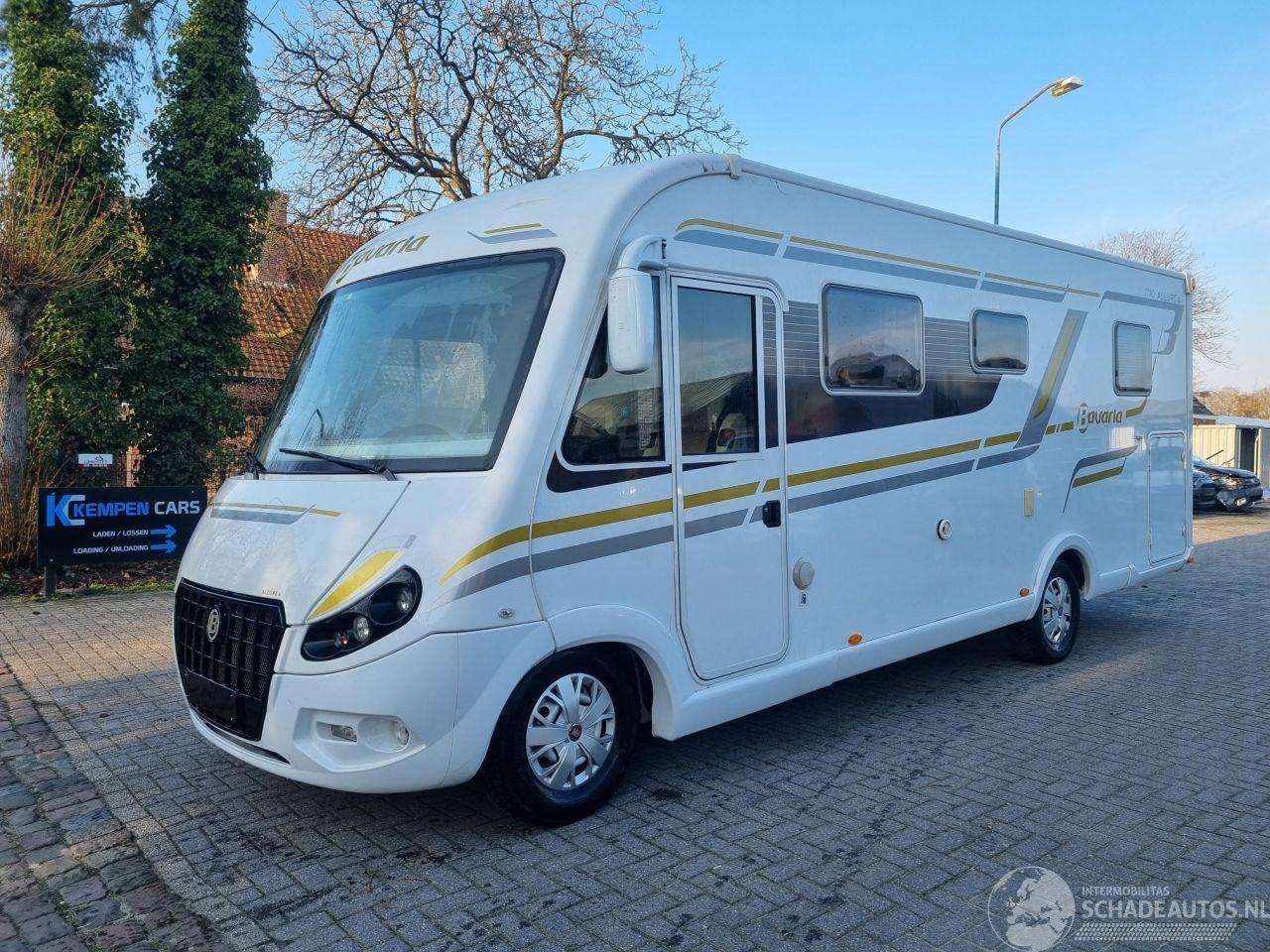 Pilote  Bavaria i740 Allure Aut. 4 pers.