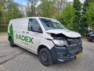 Schade bestelwagen Volkswagen Transporter 2.0 TDI 81KW L2 Airco 2022/11