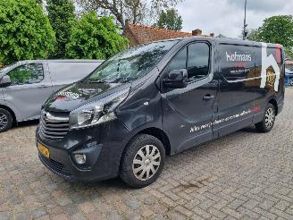 Coche accidentado Opel Vivaro L2 1.6 CDTI 95 Airco 2017/6