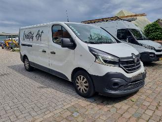 Unfallwagen Renault Trafic 2.0 DCI 120 L2 Airco Navi 2021/5