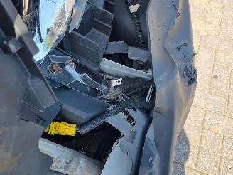Renault Master DCI 165 L2 H2 Airco Navi picture 9