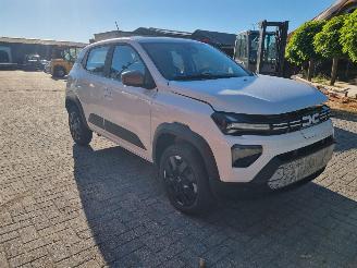 Vaurioauto  passenger cars Dacia Spring 65 Airco Navi 2025/5