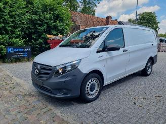 Avarii autoturisme Mercedes Vito Evito 112 66KWH Airco Navi Stoelverw 2023/10