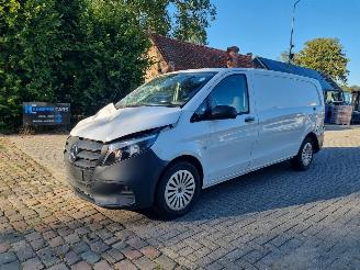 uszkodzony samochody ciężarowe Mercedes Vito PRO 116CDI Aut L3 Airco Navi Stoelverw 2024/6