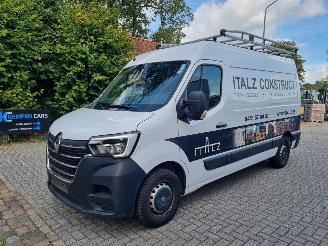 Schadeauto Renault Master 2.3 DCI 135 L2 H2 Airco 2020/11