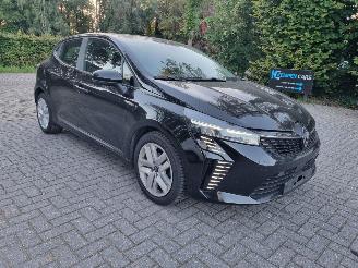 krockskadad bil auto Renault Clio 1.0 TCE 90 Airco Navi 2024/8