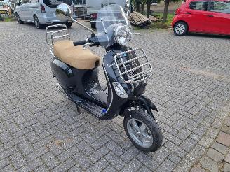 Vespa  LX 125 1867KM! picture 7