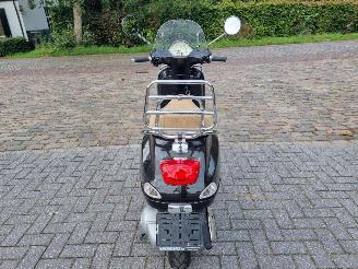 Vespa  LX 125 1867KM! picture 4