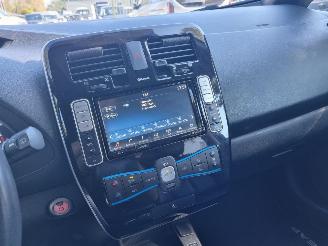 Nissan Leaf 30KWh Leder Navi Stoelverw. picture 15