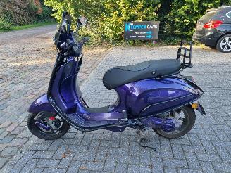 Vespa  Sprint 50 picture 2