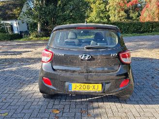 Hyundai I-10 1.0 Automaat Airco picture 4