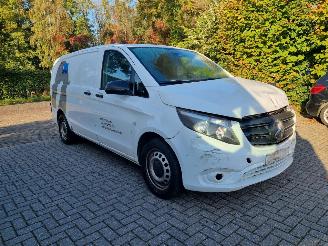 skadebil bedrijf Mercedes Vito 116 CDI Aut Lang 2x Schuifdeur 2023/7