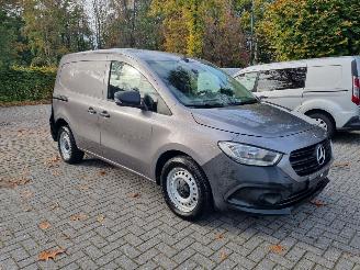Schadeauto Mercedes Citan 110 CDI 3pers Camera Airco 2026/7