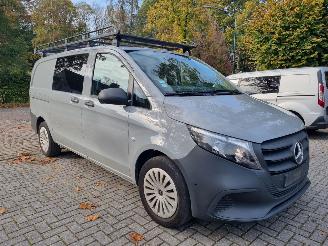 uszkodzony samochody osobowe Mercedes Vito 114 CDI Aut. Dubbelcabine 2025/8