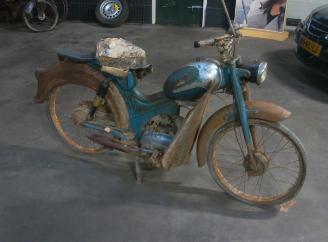 Vaurioauto  bicycles Overige  malagutti klassieke bromfiets 1962/1