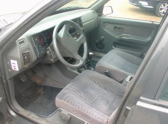 Volvo 440  picture 5