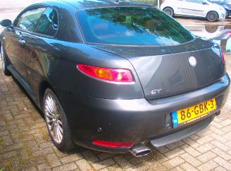 Alfa Romeo GT  picture 3