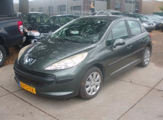 uszkodzony samochody osobowe Peugeot 207  2007/1