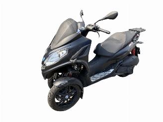 Käytettyjen passenger cars Piaggio MP3 300 HSE 2019/12