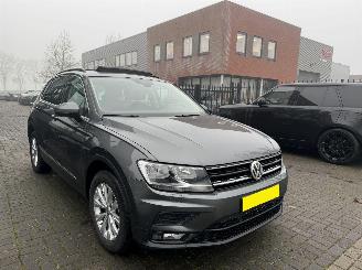 škoda osobní automobily Volkswagen Tiguan 1.4 TSI DSG 4-MOTION SCHADEVRIJ/PANO/TREKHAAK/SIDE-ASSIST/FULL OPTIONS! 2018/9