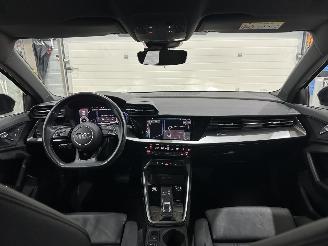 Audi A3 1.5 35 TFSI S-LINE LEDER/NAVI/CAMERA//ASSIST/LED MATRIX/ VOL SCHADEVRIJ picture 10