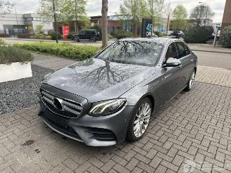 Mercedes E-klasse 200 AMG PANO/LED/19INCH picture 4