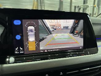 Volkswagen Golf TSI R-LINE DSG IQ LED / BLIND SPOT / CAMERA / STUURVERW VOL! picture 18