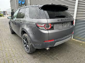 Land Rover Discovery Sport 2.0 TD4 PANO/CAMERA/LEDER/TREKHAAK/MERIDIAN/LED/RIJDBAAR! picture 9