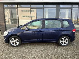 Volkswagen Touran 1.4 TSI MFS/PDC/CLIMA SCHADEVRIJ! picture 2