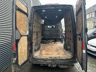 Volkswagen Crafter 2.0 TDI AIRCO / CRUISE RIJDBAAR! picture 5