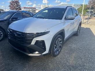 Coche accidentado Hyundai Tucson 1.6 T-GDI / NEW MODEL / MINIMAL DAMAGE 2025/5