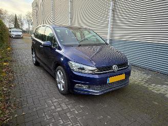 skadebil auto Volkswagen Touran 1.4 TSI MFS/PDC/CLIMA SCHADEVRIJ! 2016/8