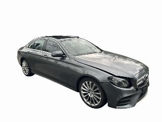 Auto incidentate Mercedes E-klasse 200 AMG PANO/LED/19INCH 2016/11
