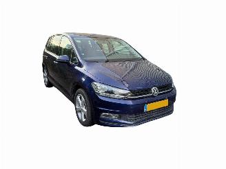 Auto incidentate Volkswagen Touran 1.4 TSI MFS/PDC/CLIMA SCHADEVRIJ! 2016/8