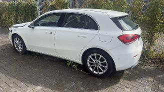krockskadad bil auto Mercedes A-klasse A180d GROOT SCHERM/LED/CAMERA 2019/7