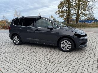 Volkswagen Touran FACELIFT 1.5 TSI 150PK DSG7 Highline 7-Personen picture 8