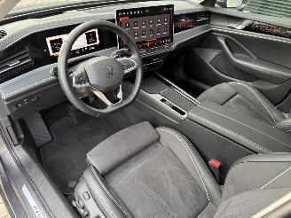 Volkswagen Passat VARIANT NEW MODEL! 1.5 eTSI 150PK DSG7 Elegance picture 17