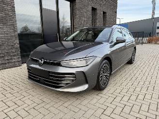 Volkswagen Passat VARIANT NEW MODEL! 1.5 eTSI 150PK DSG7 Elegance picture 3