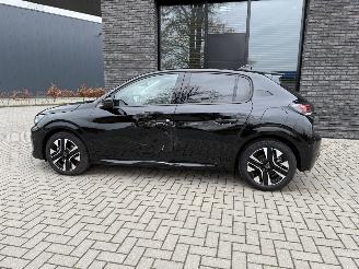 Peugeot 208 NEW MOD! 1.2 Turbo 101PK Allure picture 12