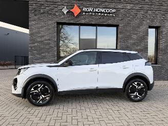 Vaurioauto  passenger cars Peugeot 2008 NEW MOD. 1.2 Turbo 131PK EAT8 Aut. Allure 2024/8
